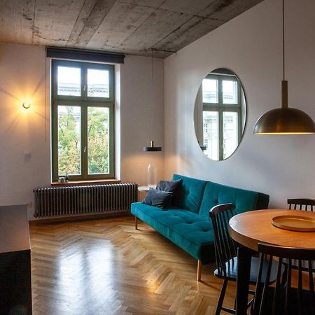 Апартаменты Charming Loft In The Old Town Краков Экстерьер фото